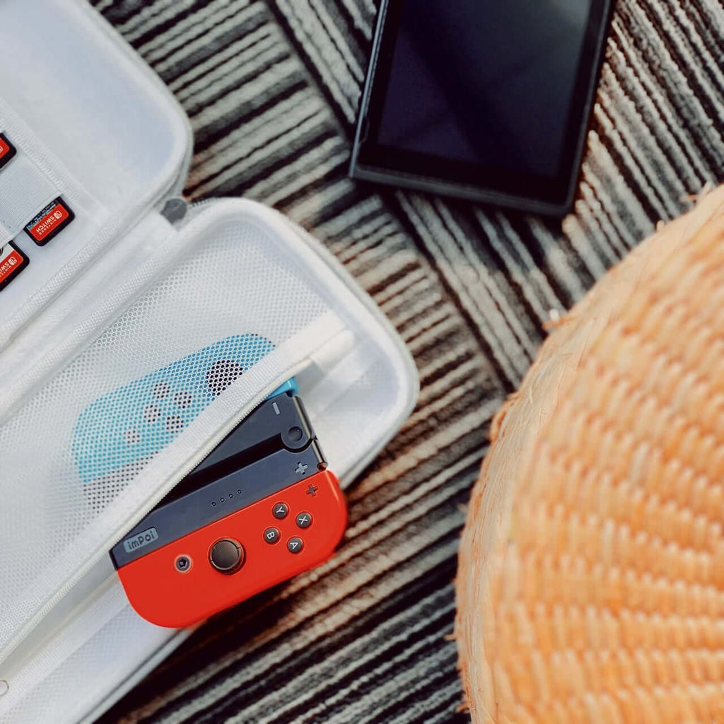 Foldable Grip for Switch Joy-Con  at $15.95 | NUPHY®
imPoi® x NuPhy® | This is a gadget jointly designed by imPoi® and NuPhy® Studio; it is also the first time we have assisted in the design of gaming accessories. Foldable Grip was designed to replace the Switch Joy-Con Grip. Its size is only 1/6 of the Switch Joy-Con Grip which allows it to fit easily into most Switch carrying cases. In addition, the grip angle can be adjusted through the rotating shaft to suit the needs of different players. Note: This pr